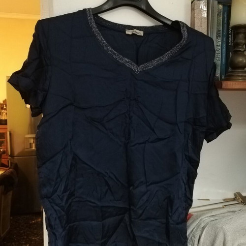 Urban blue satin t-shirt size L 40