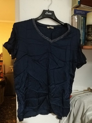 Urban blue satin t-shirt size L 40