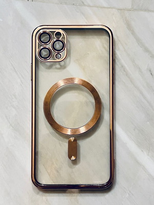 Θήκη iPhone 11 Pro Max διάφανη με gold λεπτομέρειες και MagSafe σαν καινούργια