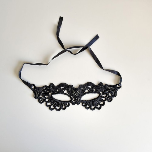 Lace Face Mask for Halloween & Party, Venetian Style