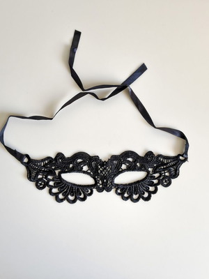 Lace Face Mask for Halloween & Party, Venetian Style