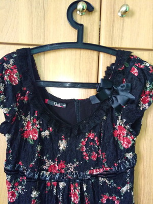 Italian winter empire dress like new, black floral print