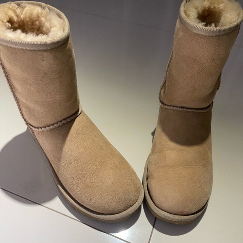 Ugg Australia μπότες μπεζ, καινούργιες, μέγεθος 37
