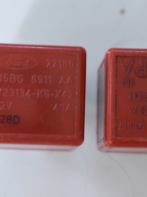 Ford relais μεταχειρισμένα, σετ 2 τεμαχίων, γνήσια