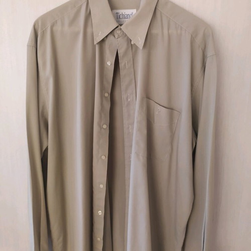 Men's dress shirts used, set of 2, size XL