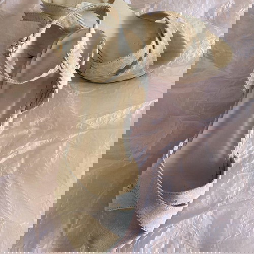 Πλατφόρμες μεταχειρισμένες, 10ποντο, σουέτ, μπεζ, μέγεθος 38