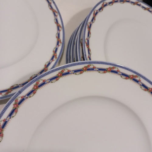 English Porcelain Dinner Plate Set like new, 8 pieces, 27 cm