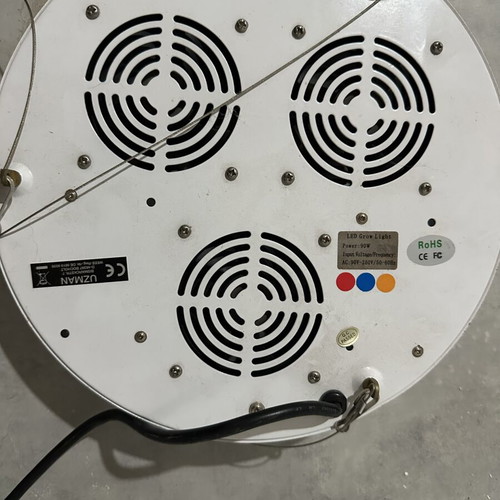 Led UFO grow lamp 90W, like new