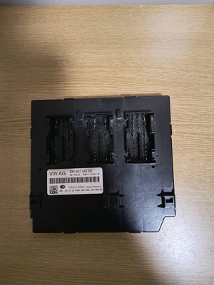 BCM модул за Audi A1 Q3  8X0907063AB