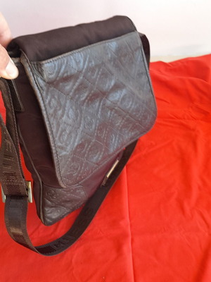 Guess crossbody bag used, brown, 26×28 cm