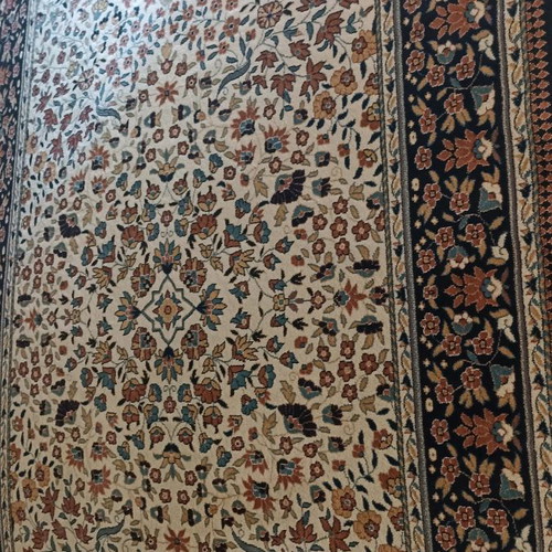 Synthetic machine-made rug 2.00x3.00 new, velvet texture, antistatic
