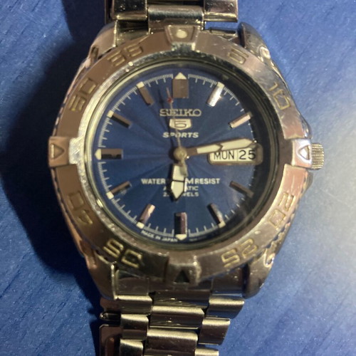 Seiko 5 Sports automatic watch with extra bracelet, blue dial