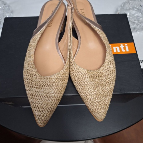 Labrini Slingback flats size 40 like new, beige straw weave