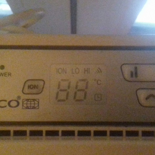 Philco portable space heater used 2000 watt with electronic thermostat