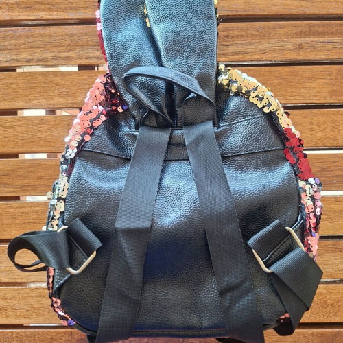 Children's backpack with colorful sequins