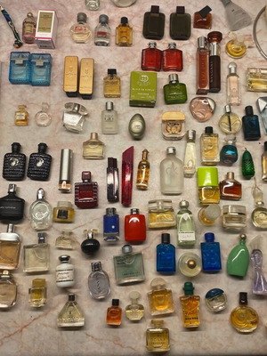 Mini perfume Eau de Cologne 7.5 ml like new, official tester