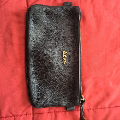 Kem hand bag used, black in very good condition