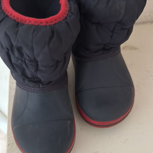 Crocs boots size C7, blue