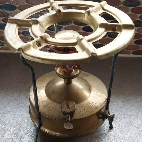 German brass gas stove Bat like new