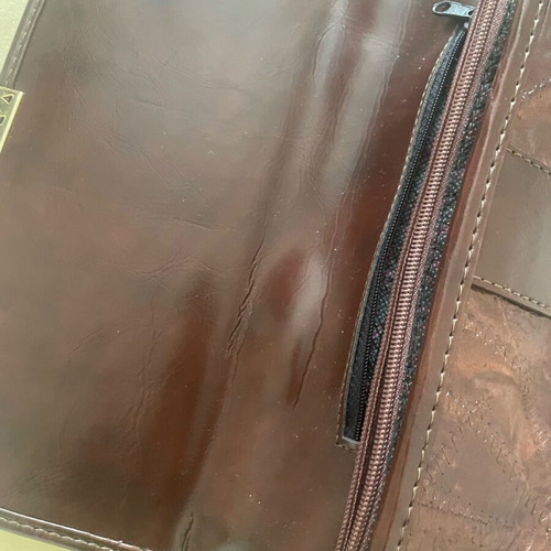 Marc Chantal leather shoulder bag for women like new, brown
