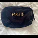 Velvet Vogue pouch like new, black