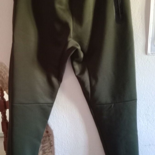 Nike Tech Fleece Women's Pants size S like new
