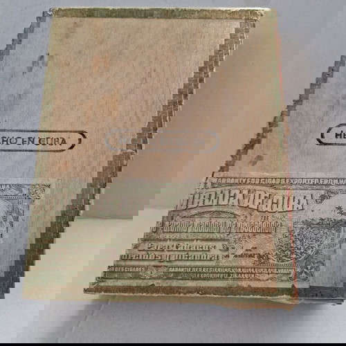 Дървена кутия Cifuentes Habana употребявана, винтидж кубинска