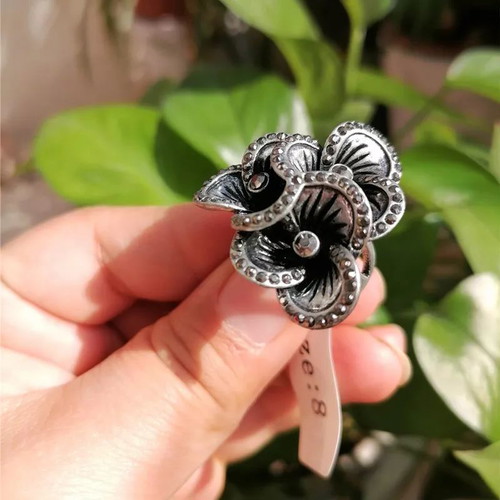 Flower No8 ring new, zinc alloy