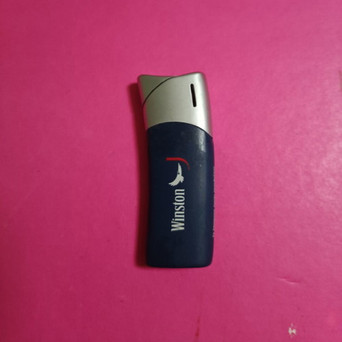 Winston lighter collectible like new, blue with silver