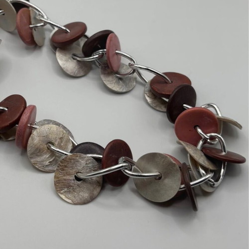 Original necklace with acrylic and mother-of-pearl elements like new