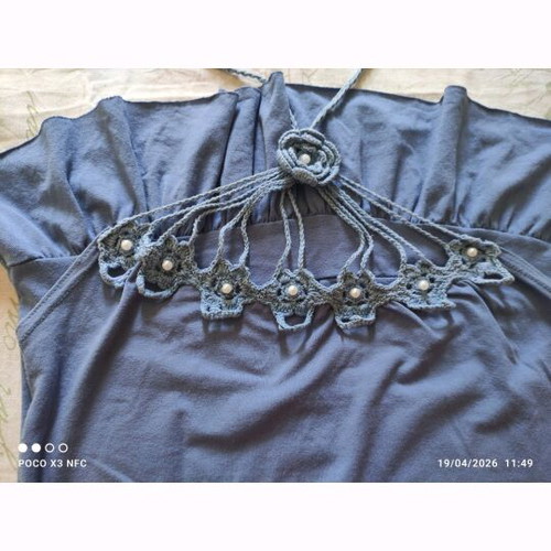 Women's summer blouse used, size Small/Medium