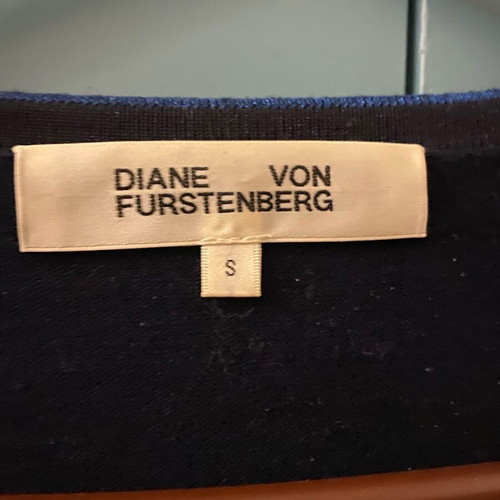 Diane von Furstenberg wool mid length dress like new, medium size