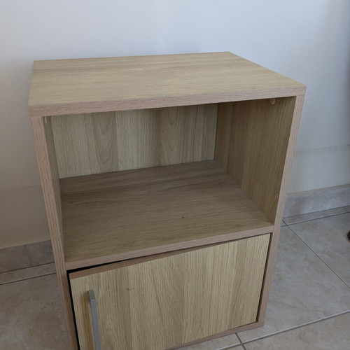 Nightstand like new, dimensions 41x29x54 cm, ideal for kids' room