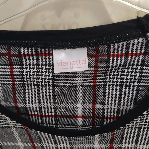 Checked nightdress like new, size M, multicolored