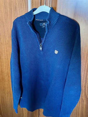 Visconti wool sweater like new, dark blue, size Large