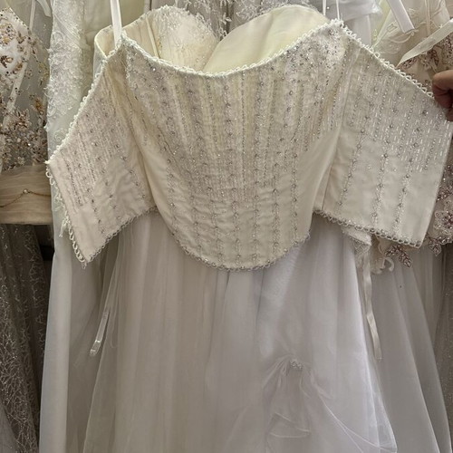 Wedding bustiers new, pack