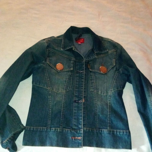 Jacket like new, size large-xl, silver buttons