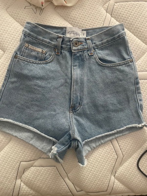 No Thinkin denim shorts like new, turquoise and blue, size XS