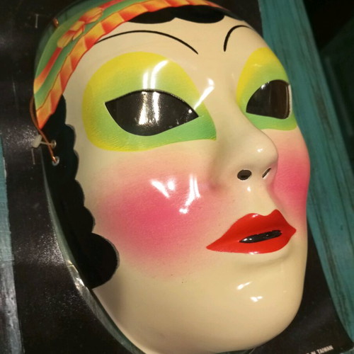 Vintage plastic carnival masks used, pack of 7