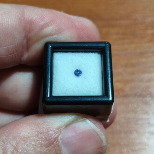 Benitoite 0.06ct new, extremely rare gem