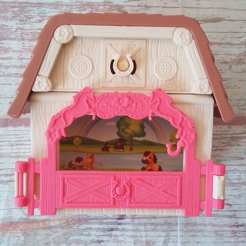 My Little Pony Matel 2020 stable house used