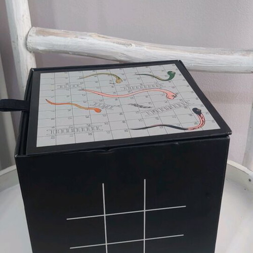 6-in-1 multi-board game cube used with classic games