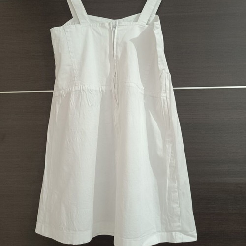 White summer dress like new with back zipper, size S