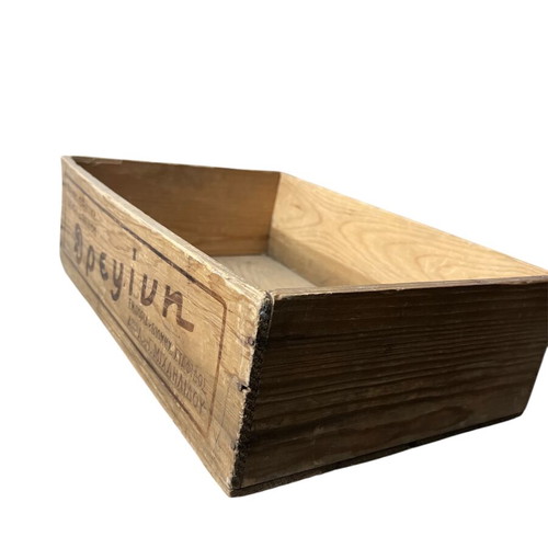 Wooden Threpsini box used