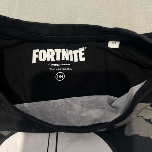 Fornite pajama like new