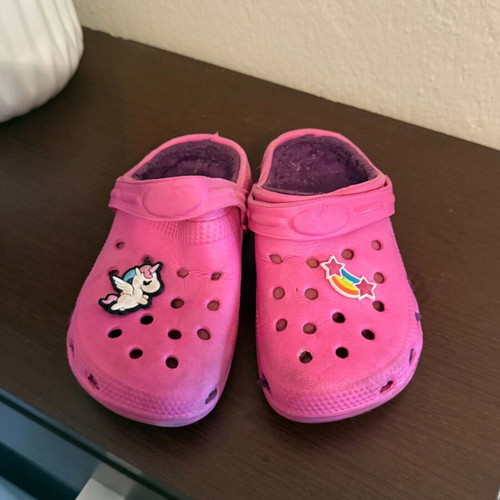 Children's pink winter slippers with fur lining
