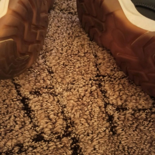 Children's boots size 29 like new, with fur lining and anti-slip sole