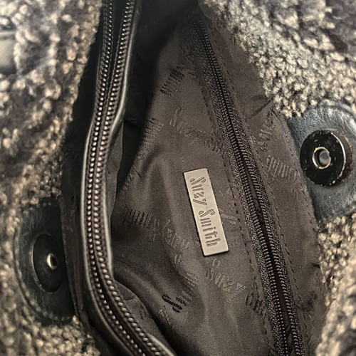 Suzy Smith handbag like new, black and gray