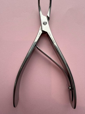 Aesculap dental osteotome used