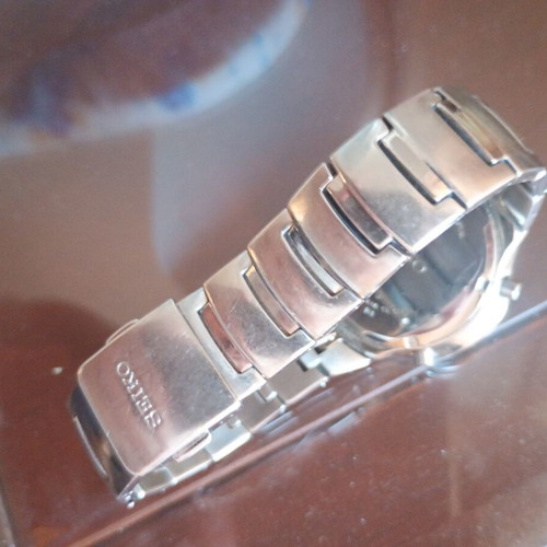 Seiko Premier Chronograph Watch like new, quartz, sapphire crystal